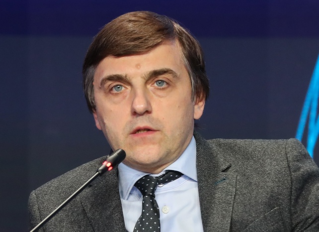Вышел рейтинг регионов по качеству школьного образования. Я сравнил его с рейтингом зарплат учителей